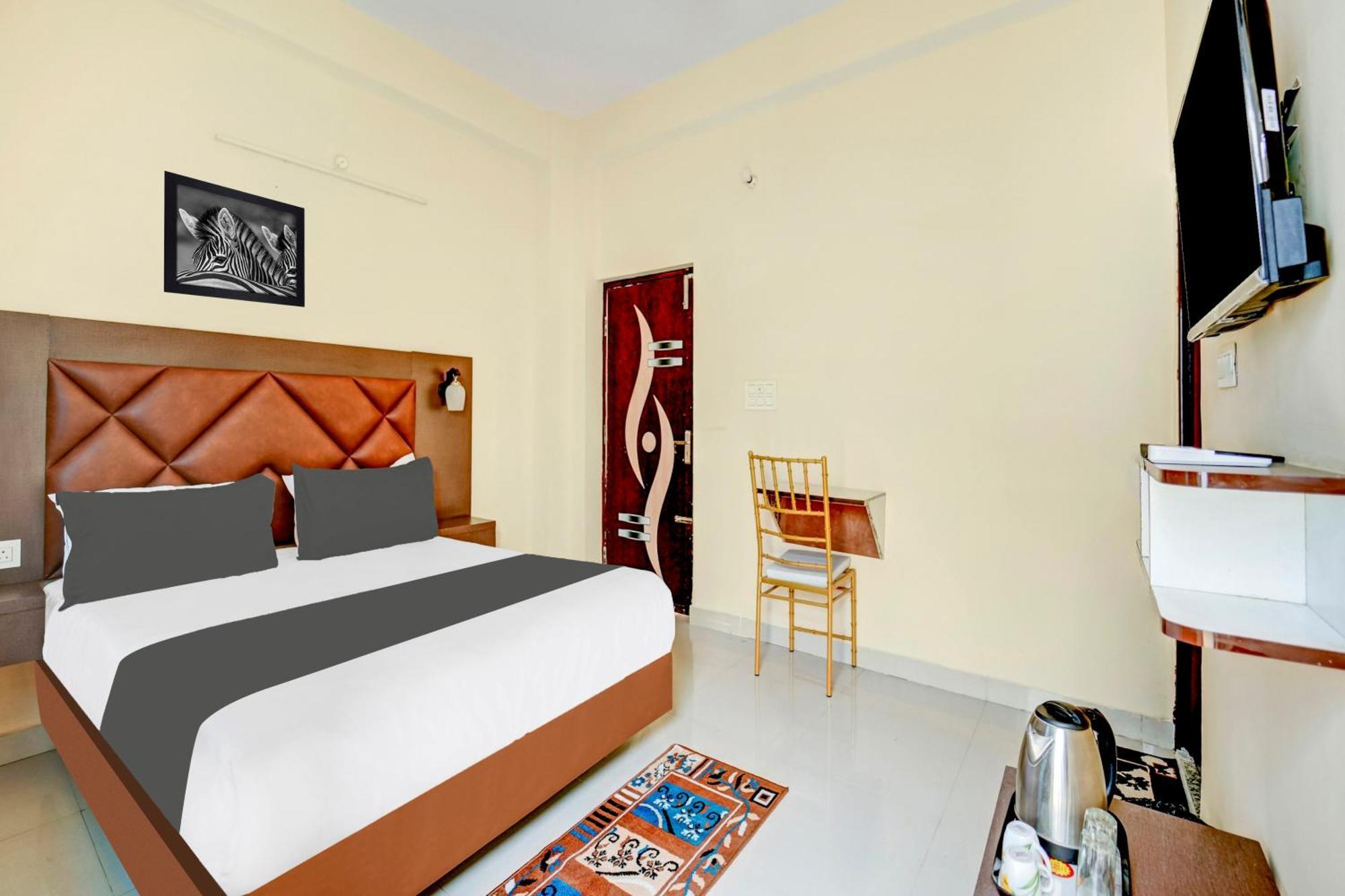 Super Townhouse Anisabad Near Mahavir Sansthan Khagaul Exterior foto